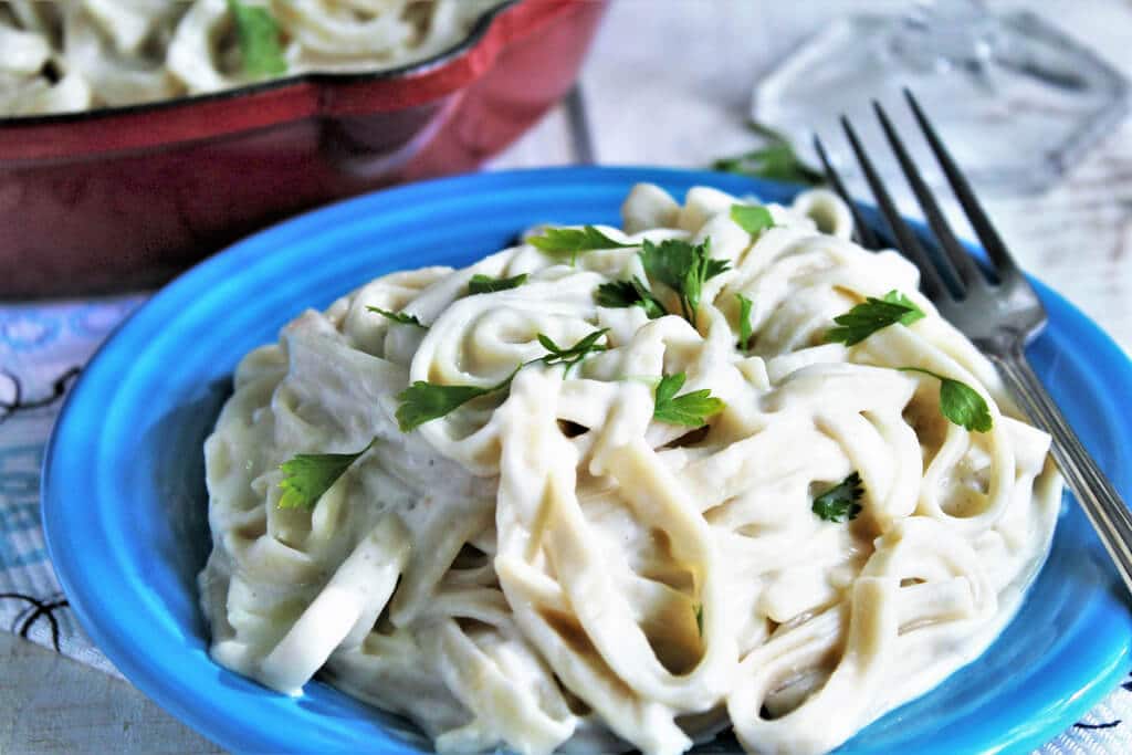 Alfredo Sauce with Coconut Milk - The Hidden Veggies