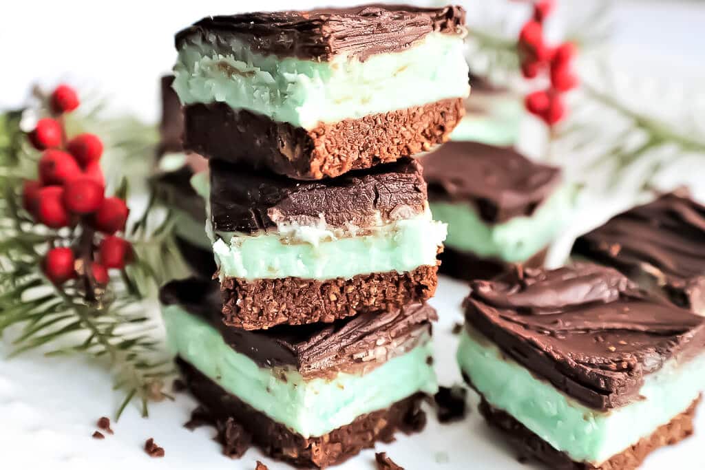 A tray full of vegan mint brownies made with layers of chocolate and mint.