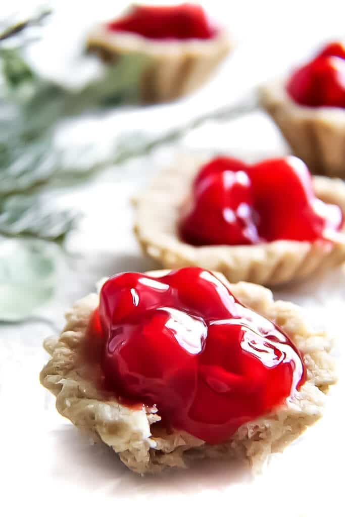 Little vegan tarts filled with cherries.