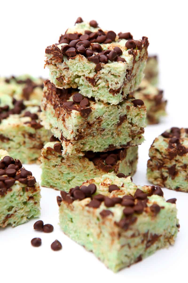 Vegan mint chocolate chip rice krispie treats.