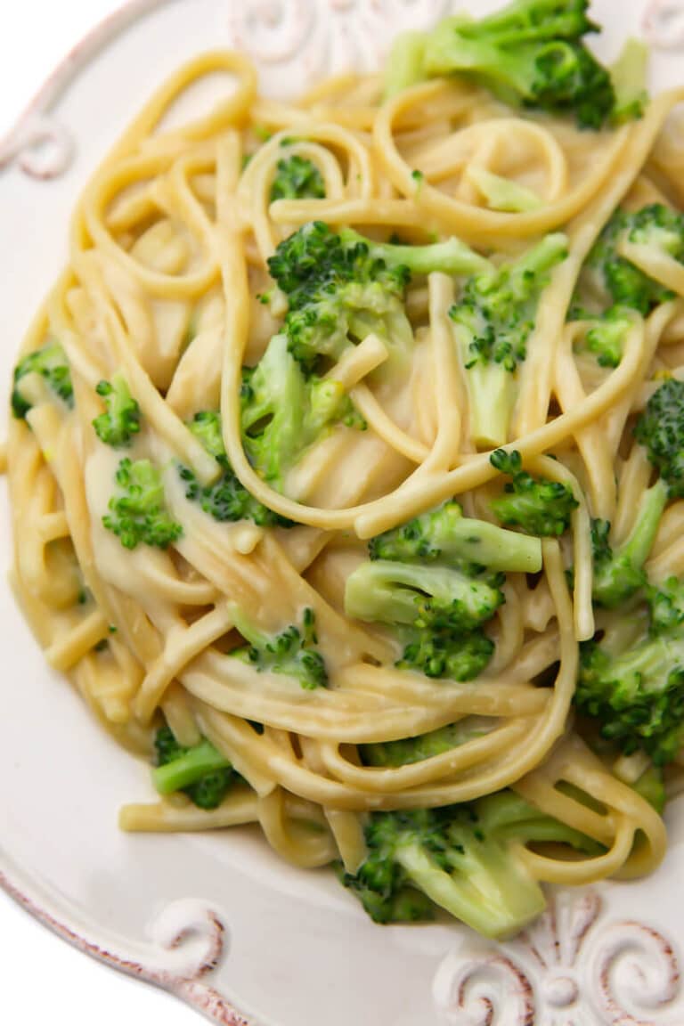 Vegan Broccoli Alfredo - The Hidden Veggies