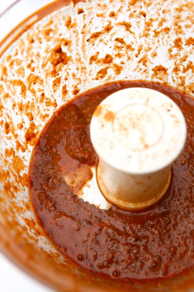 The beef flavored broth with mushrooms and onions pureed in a food processor before add the wheat gluten.