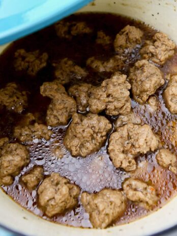 Quick and easy seitan in a large blue pot.