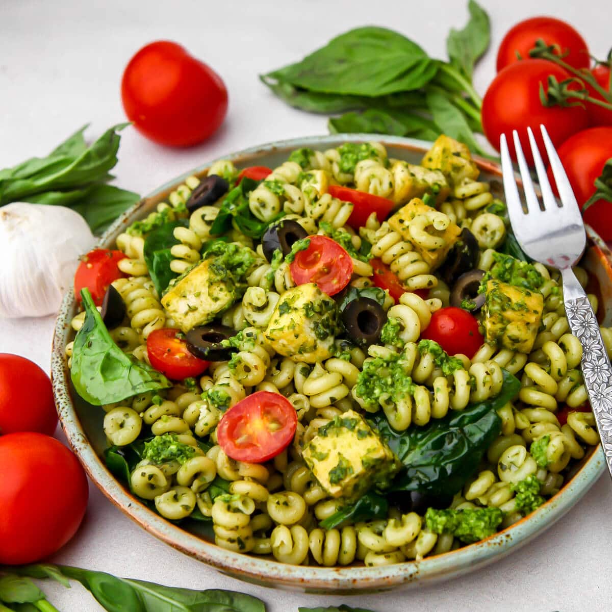 Vegan Pesto Pasta - Hidden Vegetables - Karinokada