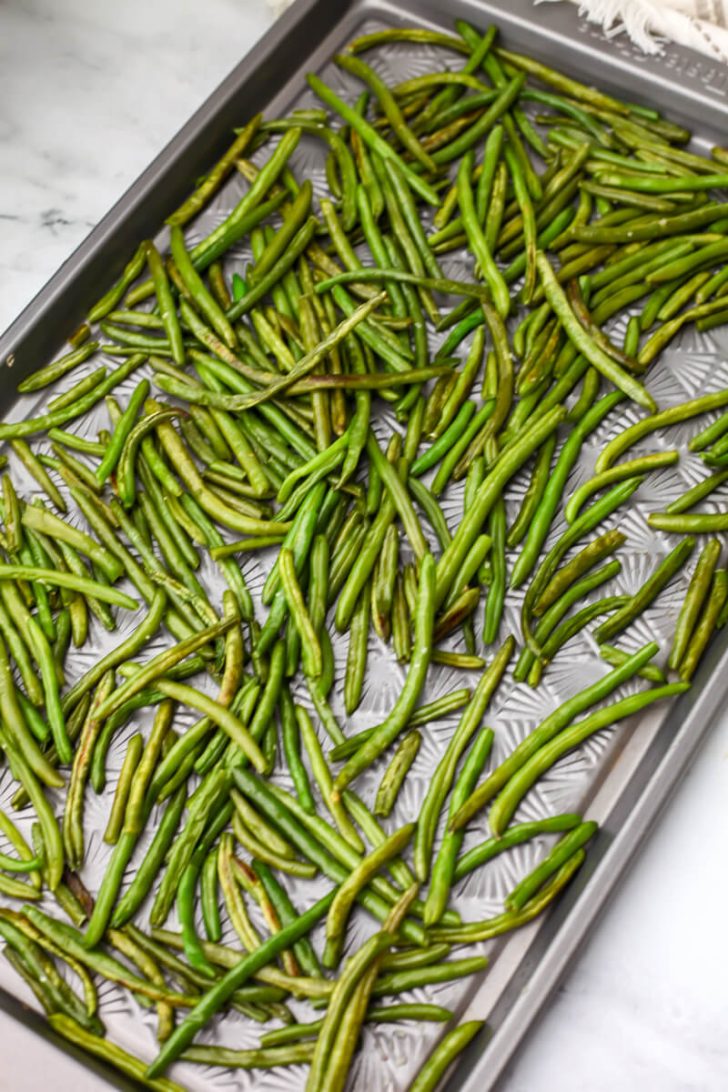 Green beans after they have cooked for 20 minutes.