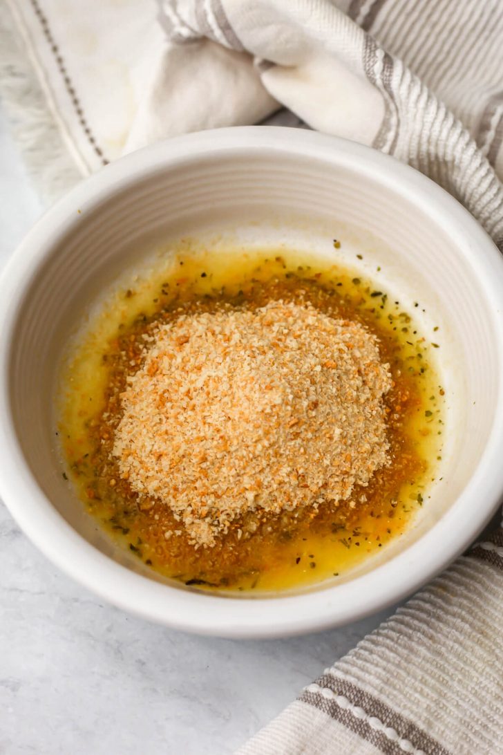 Panko breadcrumbs were added to the seasoned butter to make seasoned breadcrumbs.